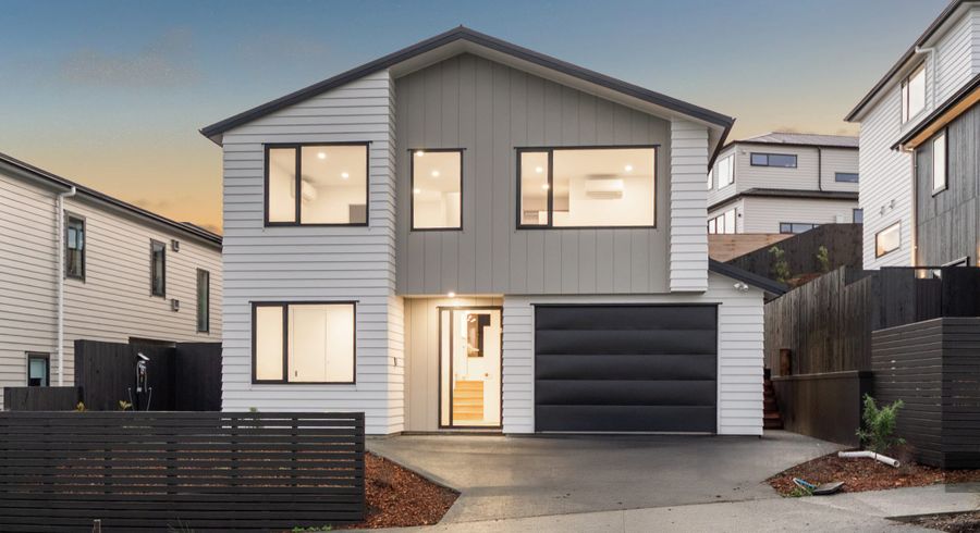 at 15 Tupa Street, Long Bay, North Shore City, Auckland