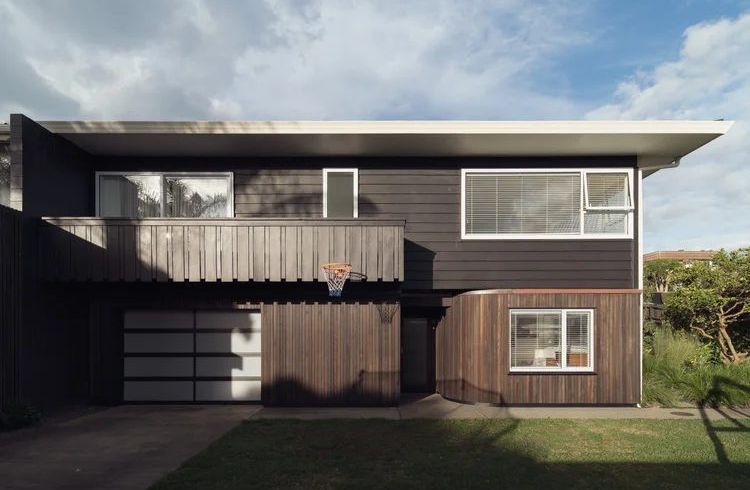  at 2/97 Takutai Avenue, Half Moon Bay, Manukau City, Auckland