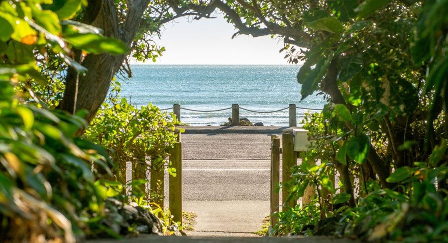  at 134 The Parade, Paekakariki