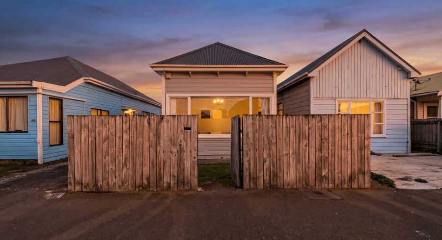  at 138 Rongotai Road, Kilbirnie, Wellington, Wellington