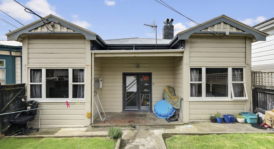  at 25 Myrtle Crescent, Mount Cook, Wellington