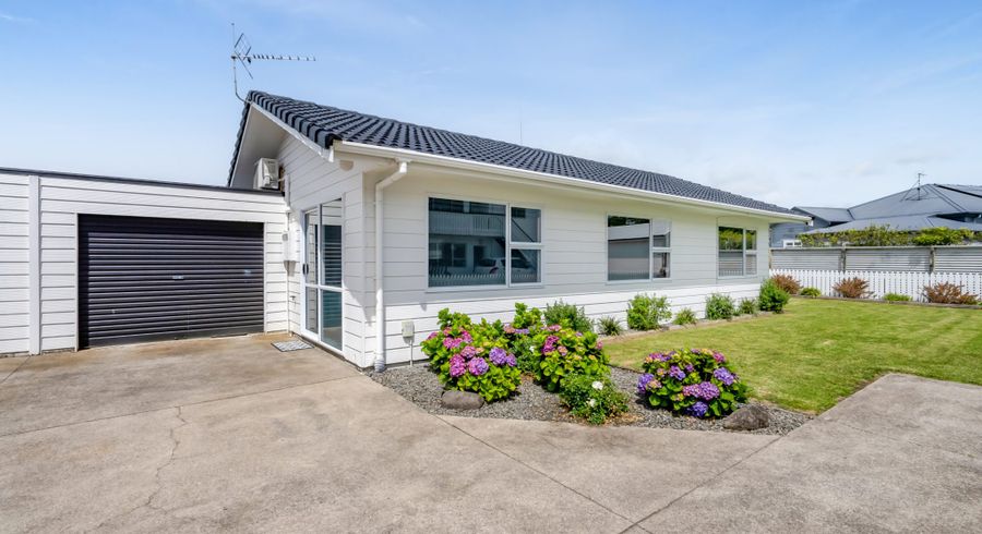  at 2/353 St Aubyn Street, Moturoa, New Plymouth