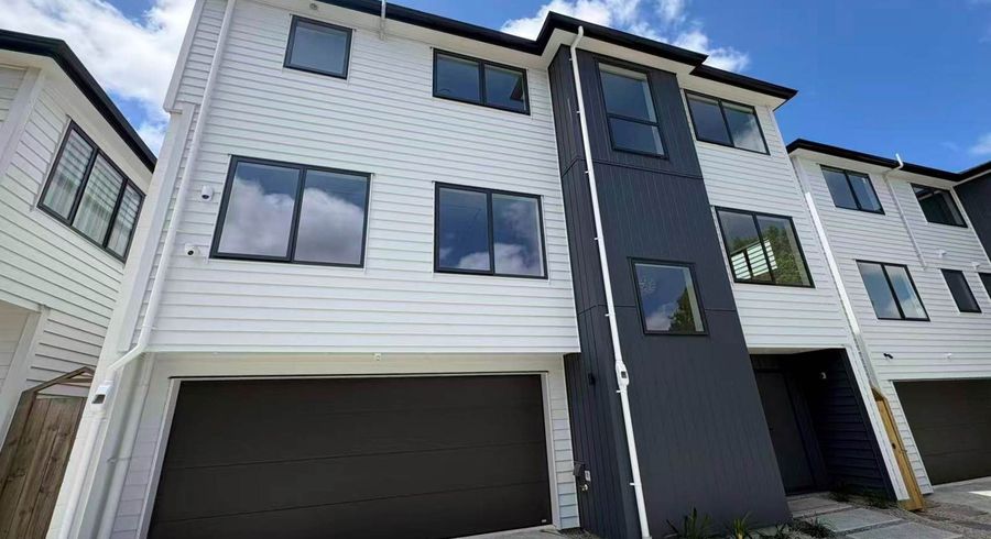  at 66B Angelo Avenue, Howick, Manukau City, Auckland