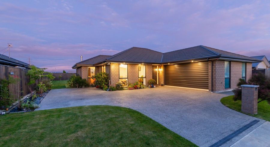  at 199 Pacific Drive, Fitzherbert, Palmerston North
