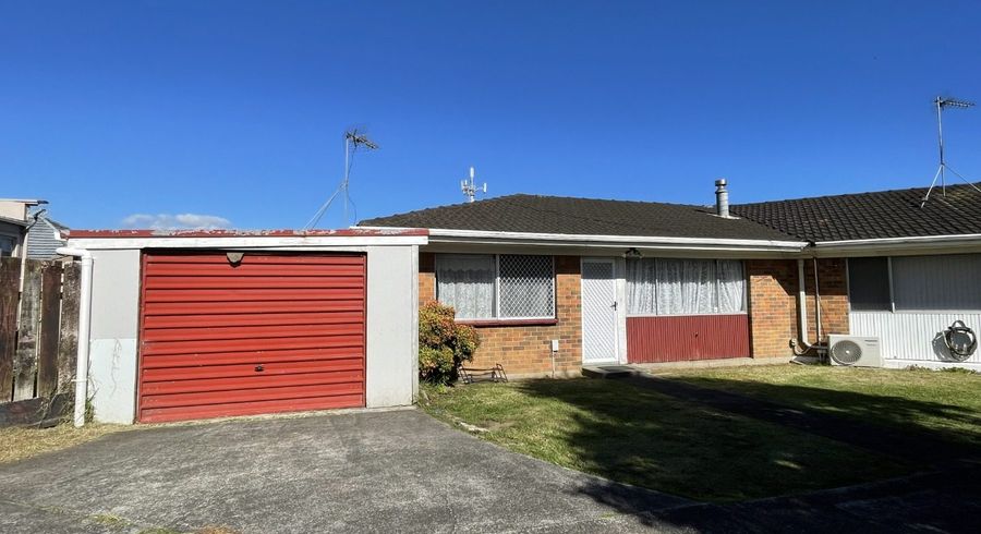  at 2/144A Shirley Road, Papatoetoe, Manukau City, Auckland