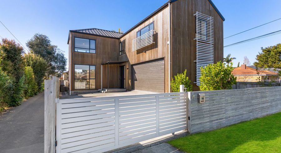  at 98A Nile Road, Milford, North Shore City, Auckland