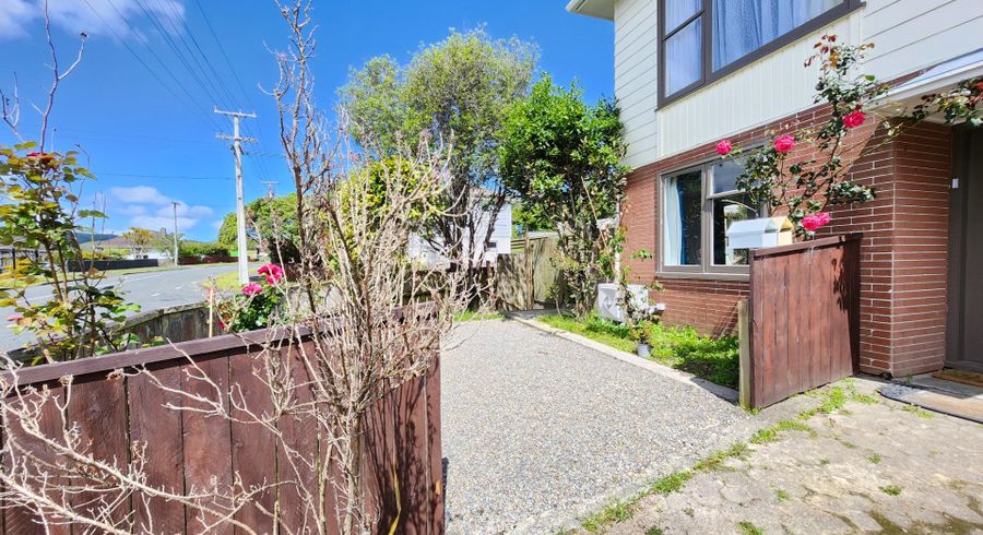  at 35B Davidson Crescent, Tawa, Wellington, Wellington