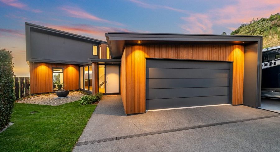  at 13 Manapouri Lane, Aotea, Porirua