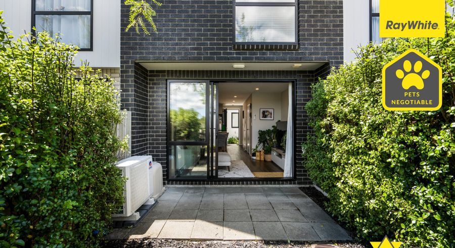  at 8 Tokai Place, Glen Eden, Waitakere City, Auckland