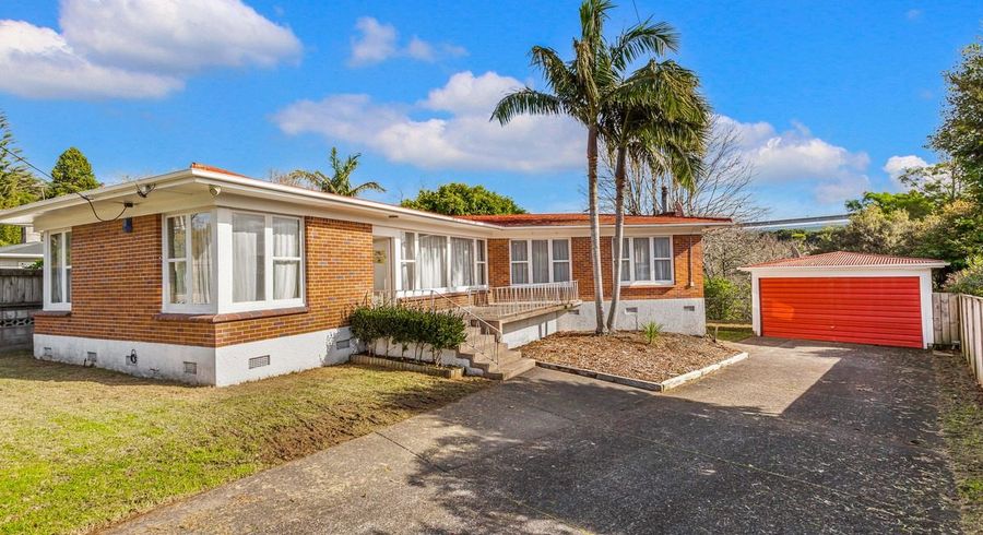  at 52 Sylvan Crescent, Te Atatu South, Auckland
