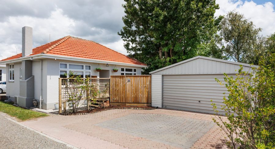  at 996 Tremaine Avenue, Roslyn, Palmerston North