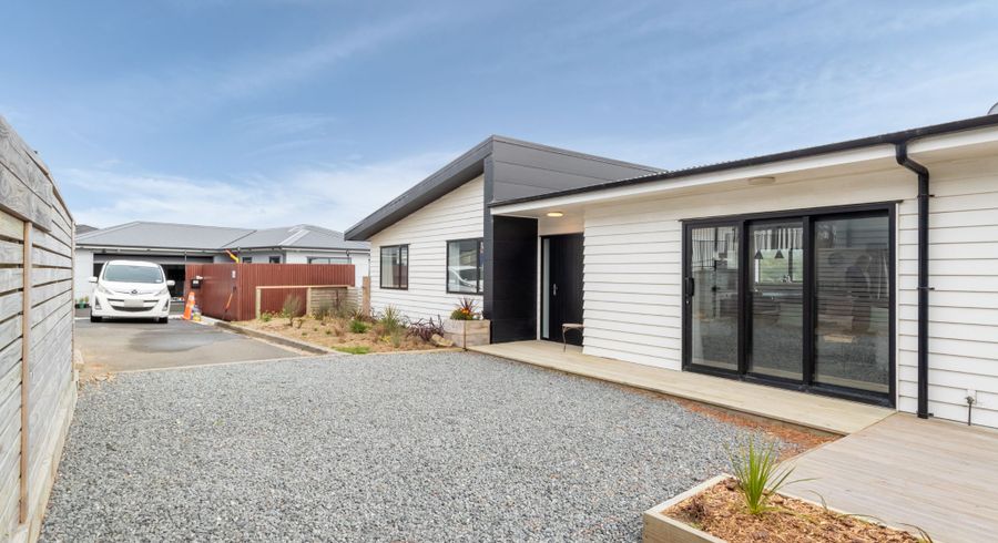  at 9 Cirrus Close, Newlands, Wellington, Wellington