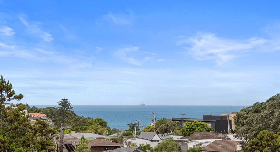  at 9 Clematis Avenue, Murrays Bay, Auckland