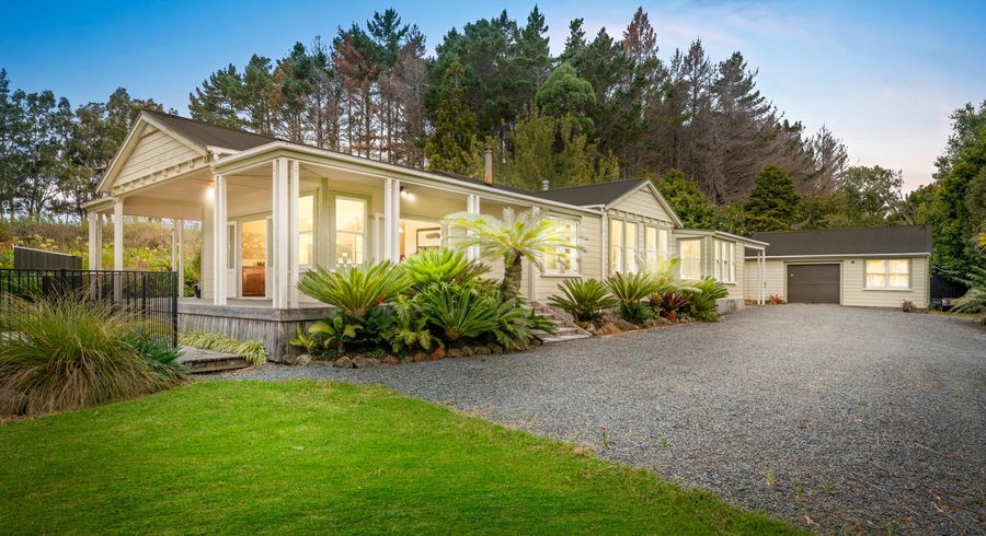  at 894 Horseshoe Bush Road, Kaukapakapa