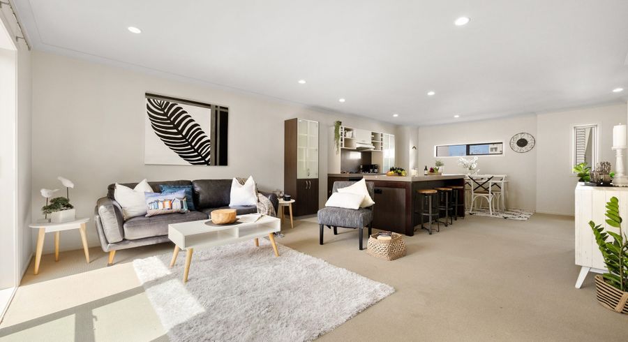  at 52/21 Hunters Park Drive, Three Kings, Auckland