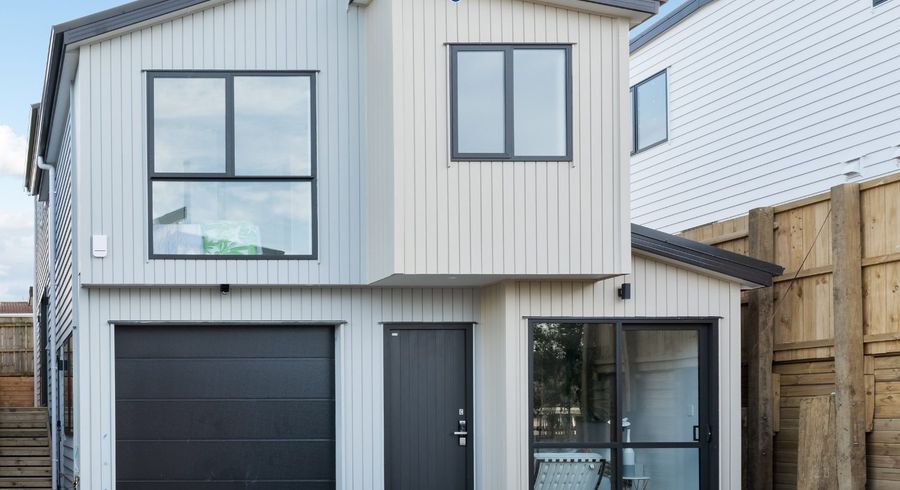  at 15C Ranch Avenue, Beach Haven, North Shore City, Auckland