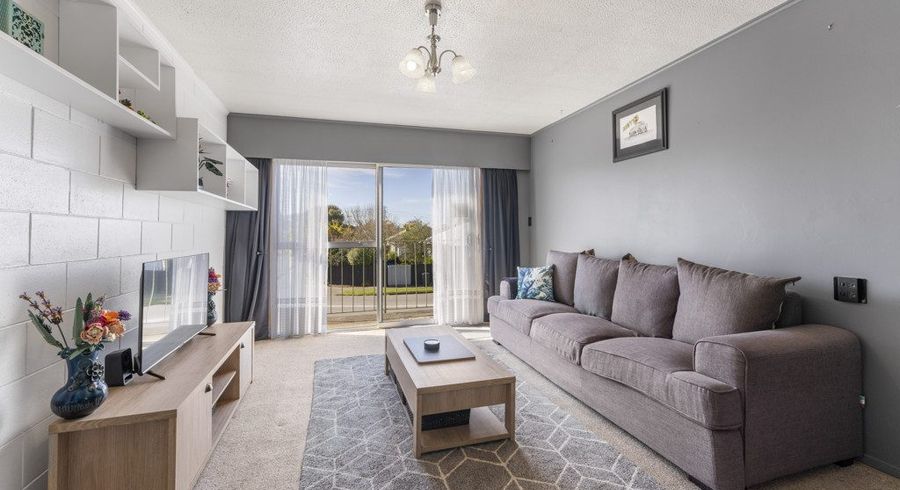  at 1/93 Racecourse Road, Sockburn, Christchurch City, Canterbury