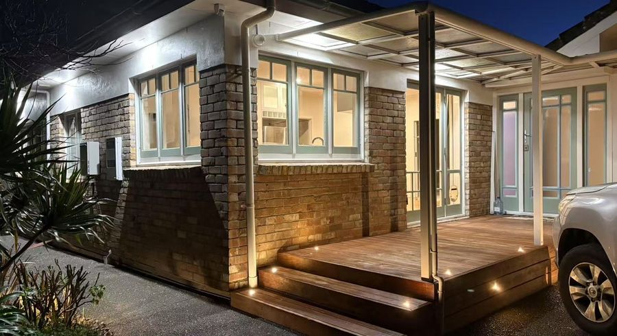  at 15 Edenvale Crescent, Mount Eden, Auckland City, Auckland