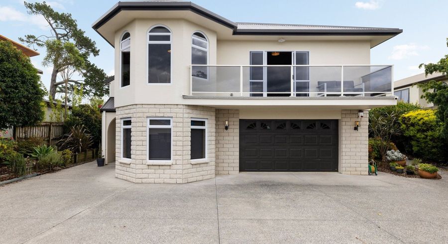  at 26 Highgrove Drive, Grandview Heights, Hamilton, Waikato