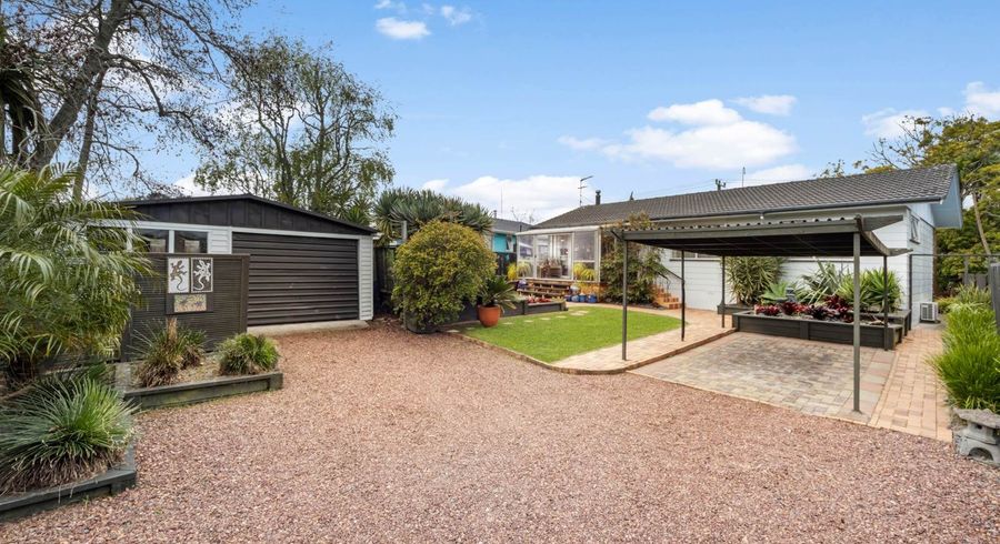  at 30 Vina Place, Massey, Waitakere City, Auckland