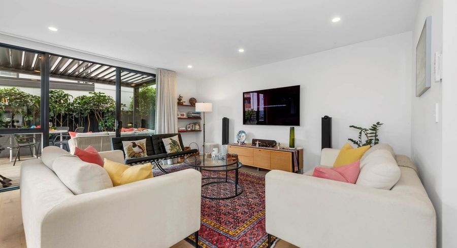  at 1 Unga Place, Beachlands, Manukau City, Auckland