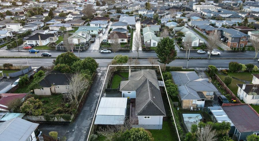  at 24 Normandy Avenue, Melville, Hamilton