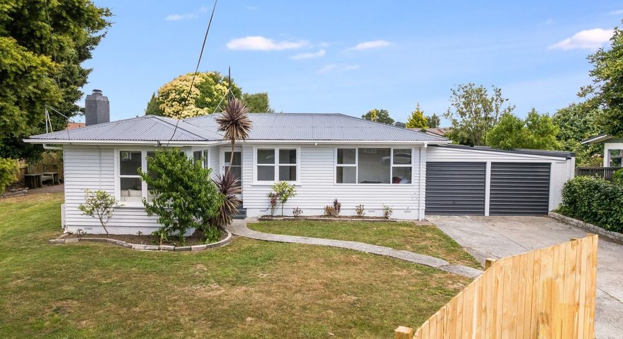  at 16 Thornton Place, Melville, Hamilton, Waikato