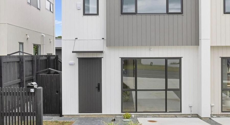  at 73 Highland Park Drive, Botany Downs, Manukau City, Auckland