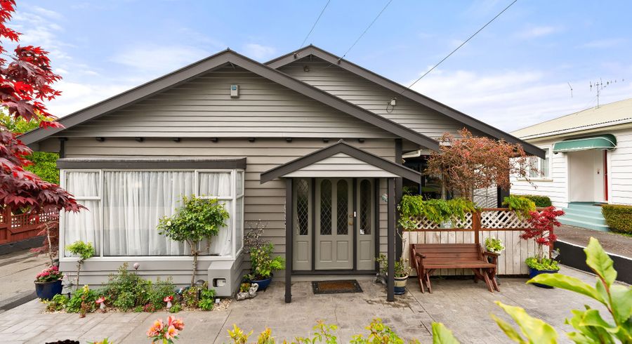  at 7 Charleston Avenue, Boulcott, Lower Hutt, Wellington