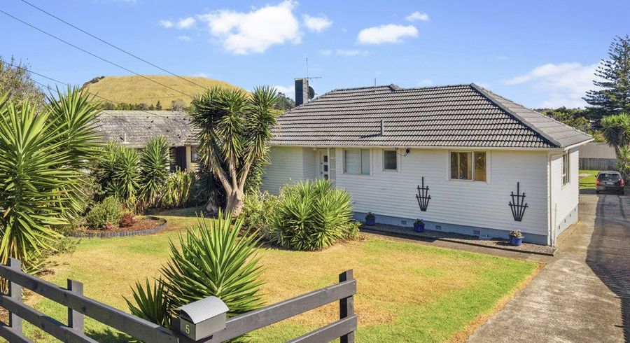  at 5 Coates Cres, Panmure, Auckland City, Auckland