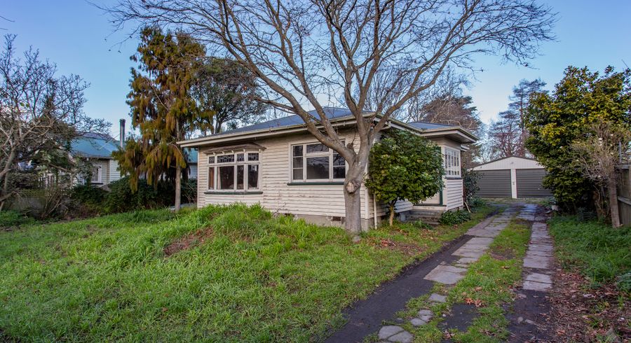 at 27 Lionel Street, Avonside, Christchurch