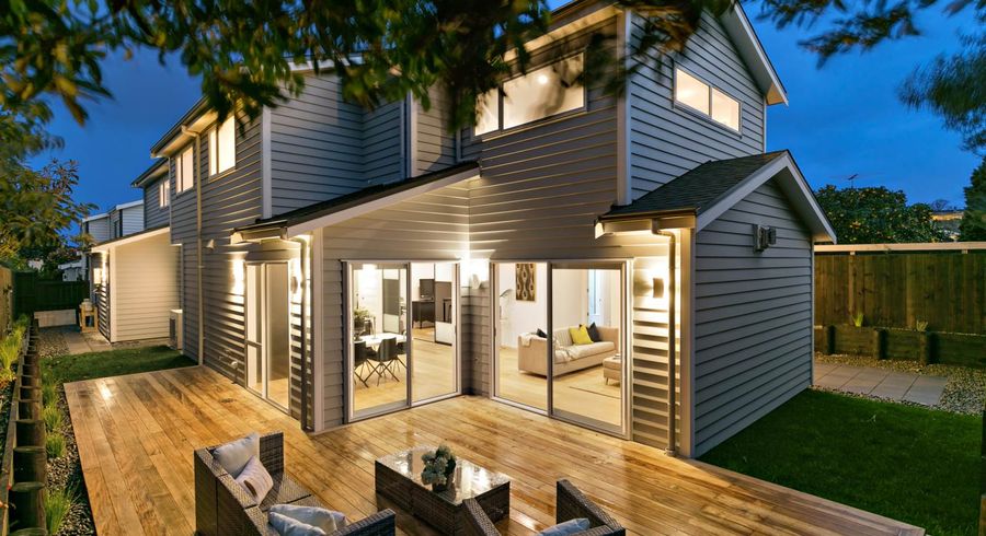  at 2/23 Selwyn Road, Epsom, Auckland