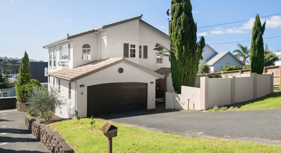  at 31 Prospect Terrace, Milford, Auckland