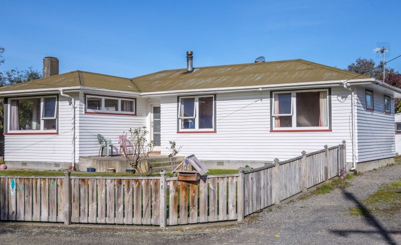  at 105 Oxford Street, Lansdowne, Masterton