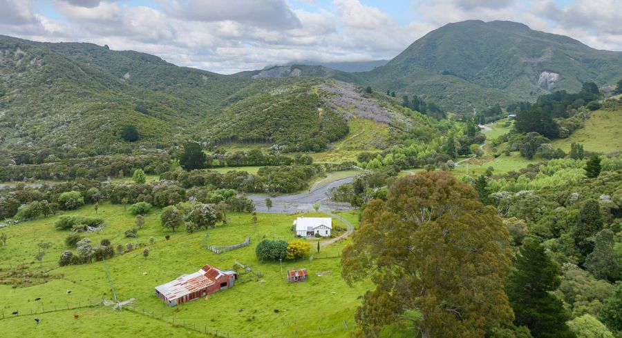  at 418 Kaiwaka Road, Martinborough, South Wairarapa, Wellington