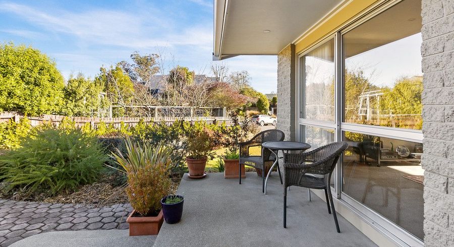  at 6 Oak Place, Gleniti, Timaru