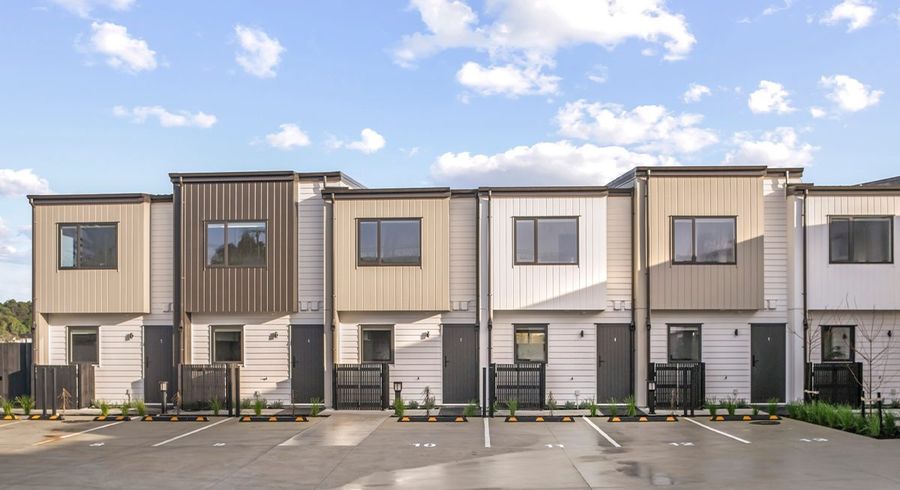  at 11/48 Moire Road, Massey, Waitakere City, Auckland