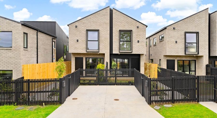  at 133D Riverpark Crescent, Henderson, Waitakere City, Auckland