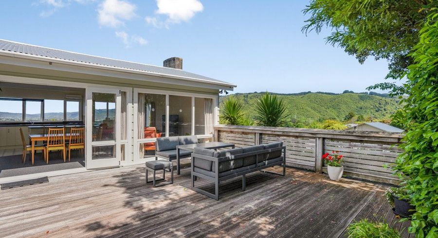  at 19 Vista Crescent, Brown Owl, Upper Hutt, Wellington