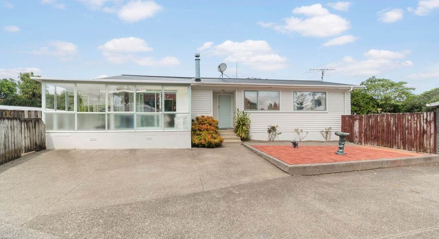  at 86 Lauderdale Road, Birkdale, North Shore City, Auckland