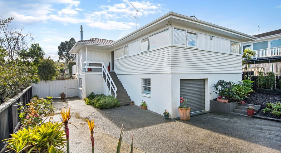  at 110 Gowing Drive, Meadowbank, Auckland