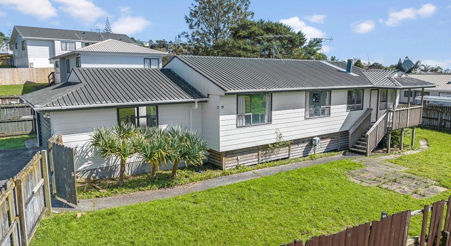  at 26 Maywood Crescent, Glen Eden, Auckland