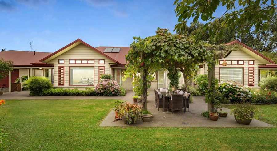  at 27 Kendallvale Drive, Waiuku, Franklin, Auckland