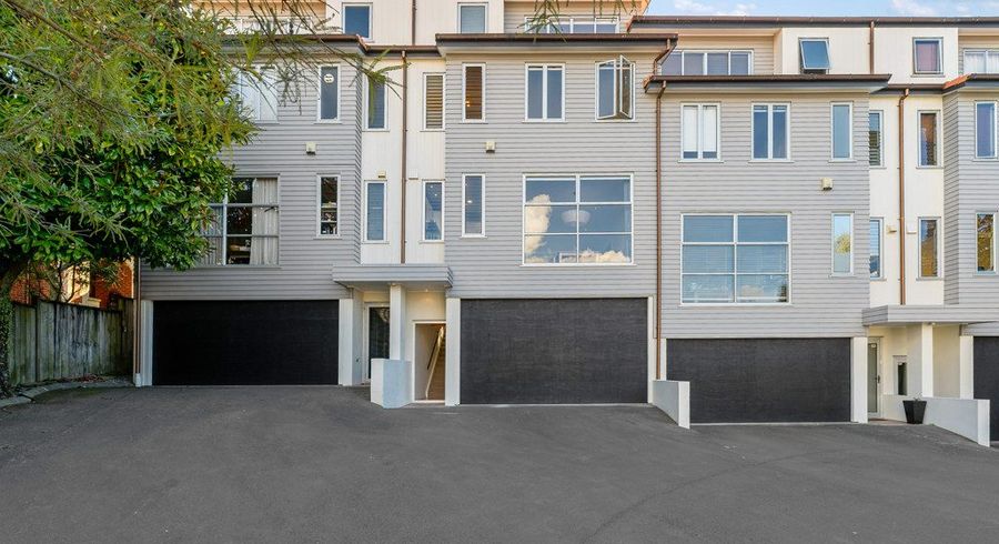  at 6L Carlton Gore Road, Grafton, Auckland City, Auckland
