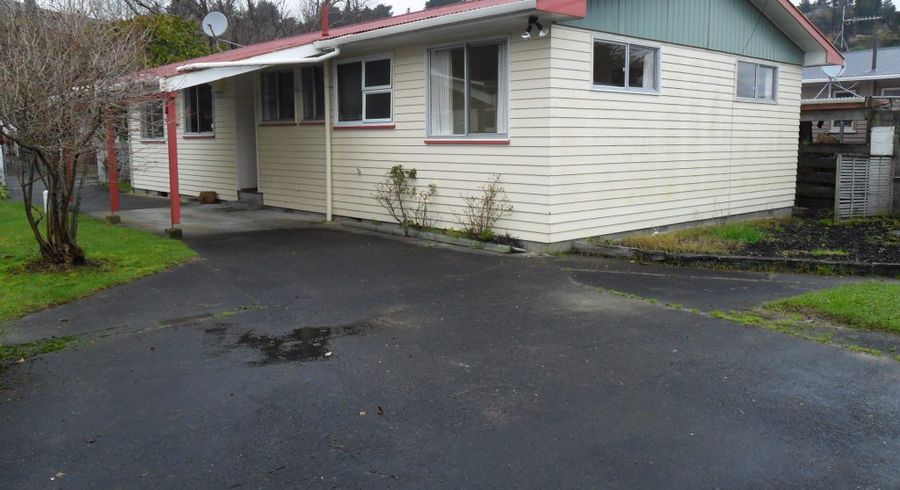  at 63 Hillside Drive, Maoribank, Upper Hutt, Wellington