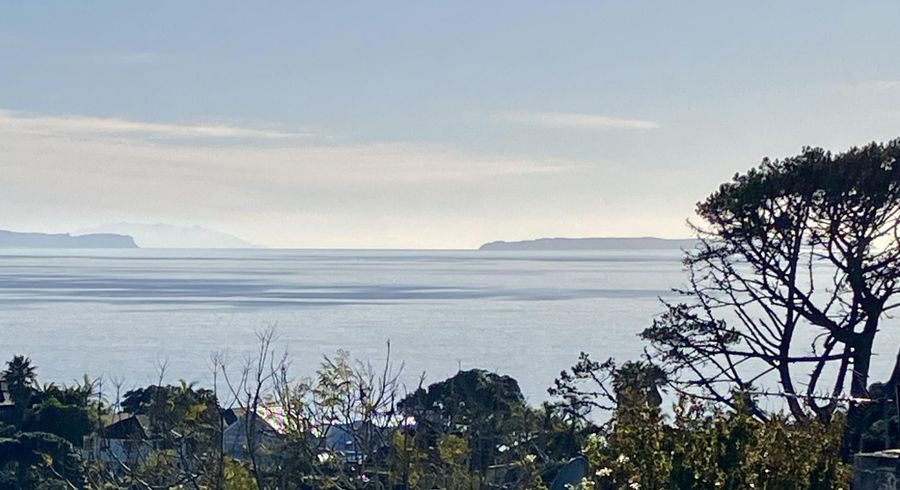  at 2/27 Park Rise, Campbells Bay, North Shore City, Auckland