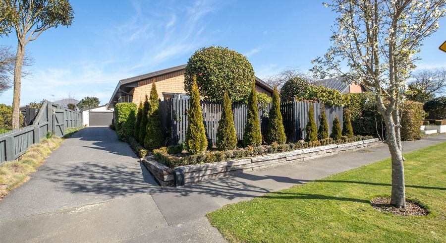  at 5 Sayers Crescent, Ilam, Christchurch