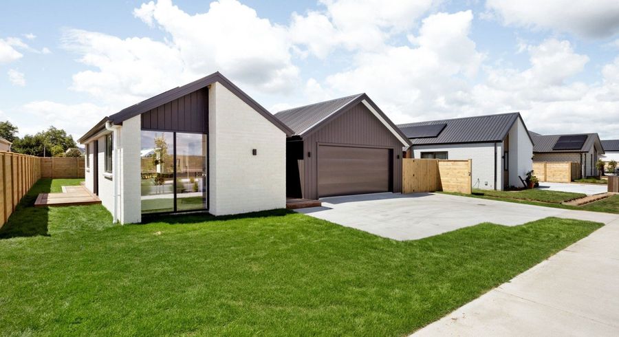  at 36 Hugo Shaw Drive, Cambridge