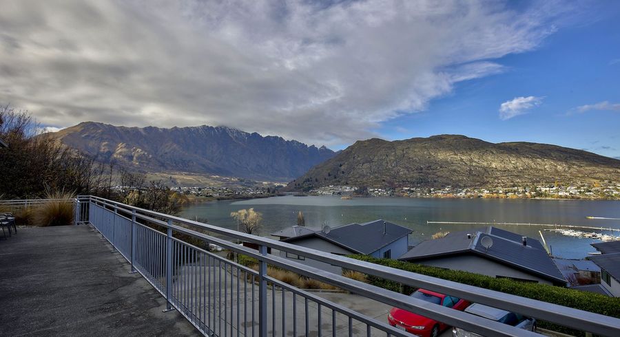  at 10/10 Marina Drive, Frankton, Queenstown-Lakes, Otago