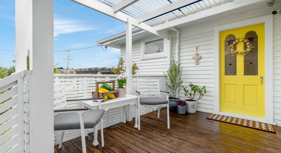  at 66 Kingswood Road, Brookfield, Tauranga